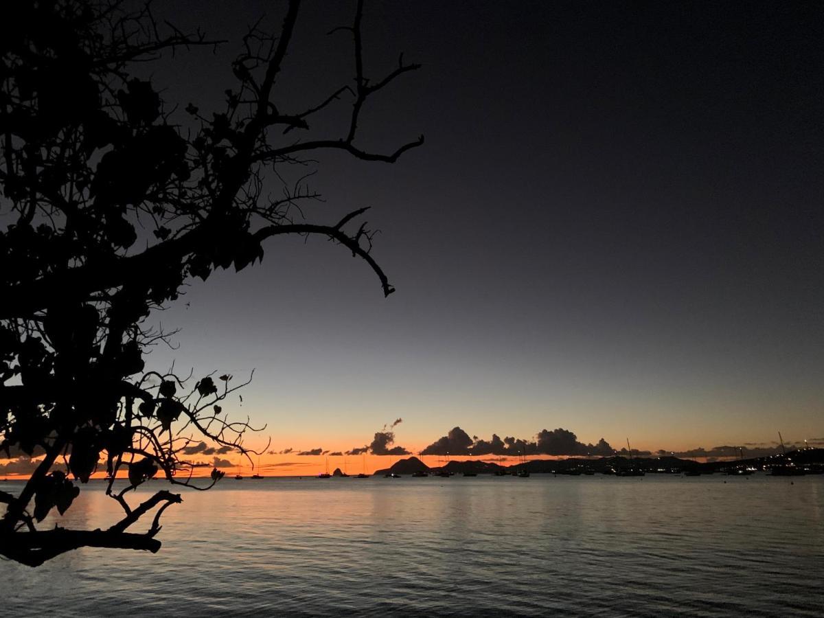 Appartement Duplex Climatise Avec Wi-Fi - Plage Pointe Marin A Pieds, Recemment Renove แซ็งแตนน์ ภายนอก รูปภาพ